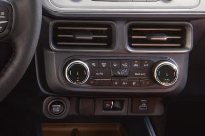 2026 Ford Maverick® Lariat 2.5-Liter FHEV 24