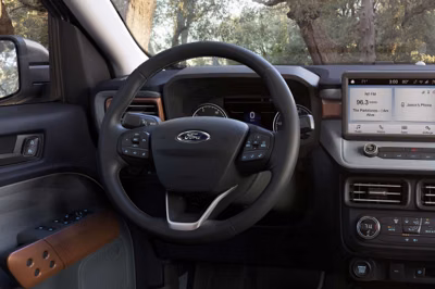 2026 Ford Maverick® Lariat 2.5-Liter FHEV 29