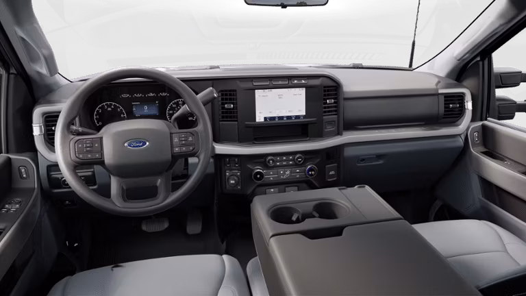 2025 Ford F-600® XLT 7.3L 2-VALVE PFI V8 GAS SuperCab 4X2/4X4 - Image 7