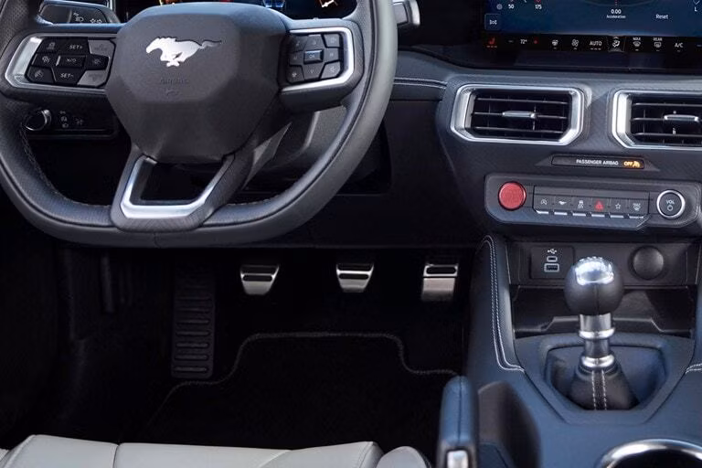 2025 Ford 2024 Mustang® GT Premium Fastback - Image 10