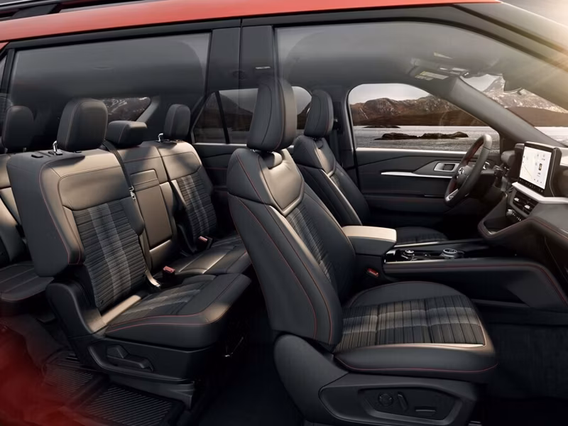 2025 Ford 2025 ST 400 HP 3.0L EcoBoost® V6 engine - Image 20