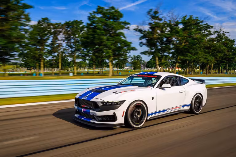 2025 Ford Mustang® Dark Horse™ R Race Car - Image 2