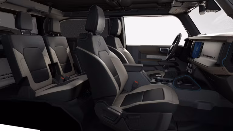 2025 Ford 2024 Bronco® Wildtrak® 2.3L EcoBoost® (4-Door) - Image 6