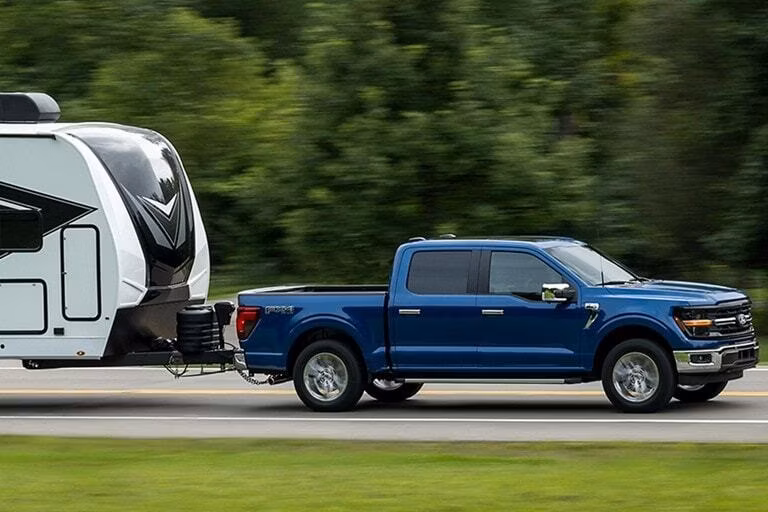 2025 Ford 2024 F-150® XL 2.7L EcoBoost® V6 Regular Cab 6.5-ft Styleside 4x2 - Image 9