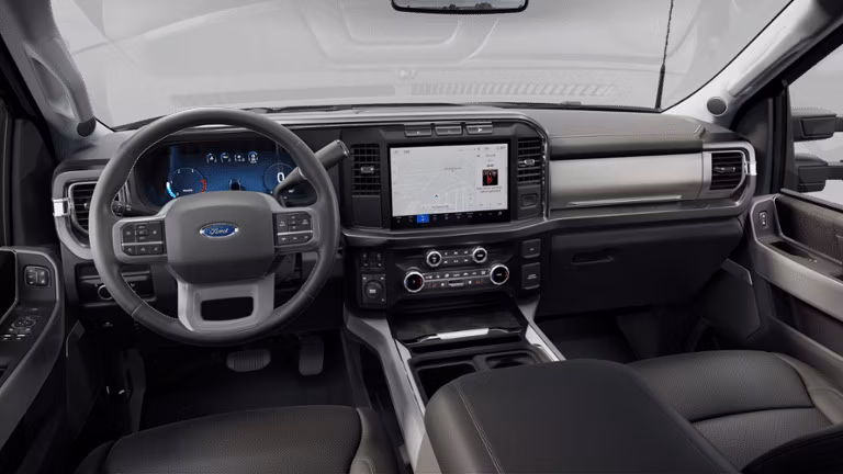 2025 Ford 2024 Super Duty® F-350® LARIAT 6.8-litre V8 Crew Cab 4x2/4x4 - Image 7