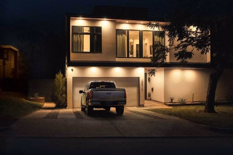 2025 Ford 2025 F-150® XL 3.5L EcoBoost® V6 SuperCrew® 5.5-ft Styleside 4x2 - Image 9