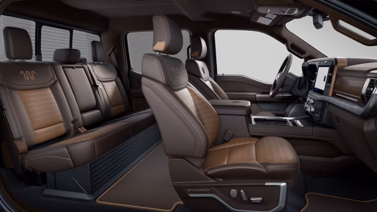 2025 Ford 2025 Super Duty® F-250® King Ranch® 6.8L V8 Gas Regular Cab 4x2/4x4 - Image 6