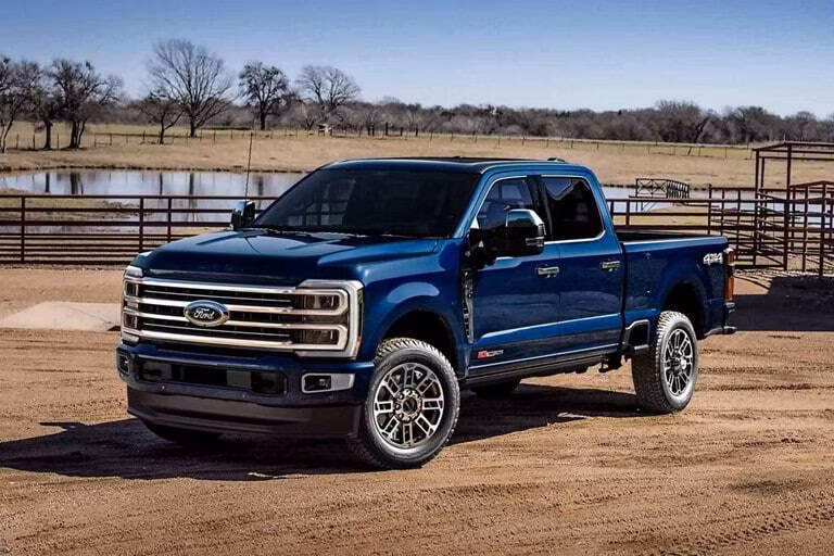 2025 Ford 2025 Super Duty® F-250® Platinum® 6.7L HO Power Stroke® V8 Turbo Diesel Regular Cab 4x2/4x4 - Image 10