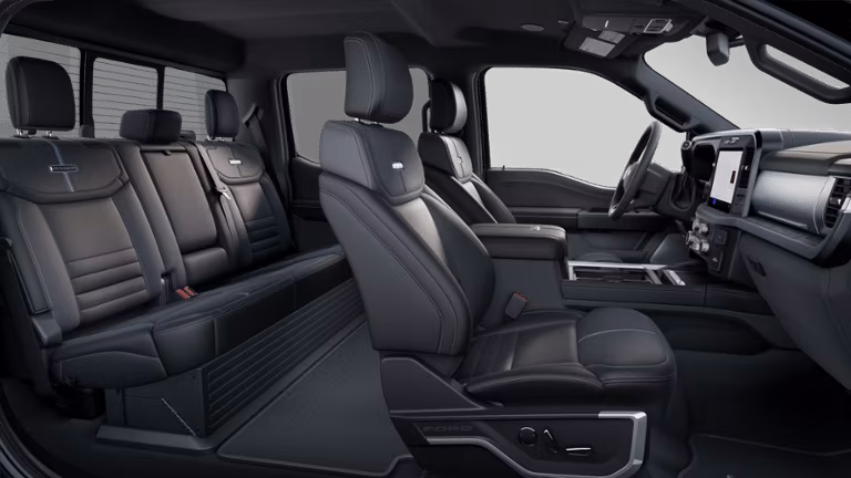 2026 Ford 2025 Super Duty® F-250® Platinum® 6.8L V8 Gas Super Cab 4x2/4x4 - Image 6