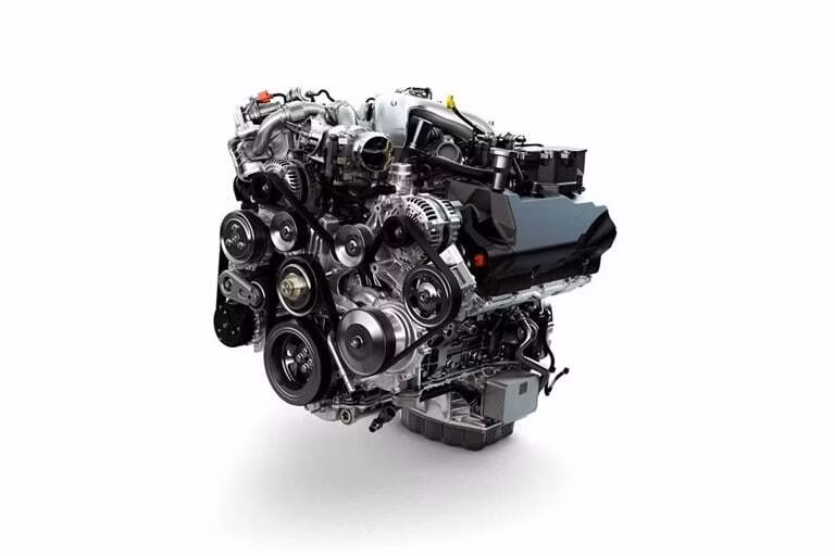 2025 Ford 2025 Super Duty® F-250® XL 6.7L Power Stroke® V8 Turbo Diesel Crew Cab 4x2/4x4 - Image 8