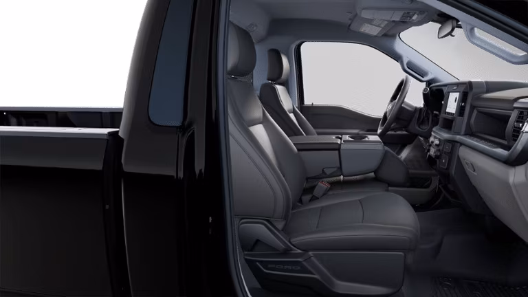 2025 Ford 2025 Super Duty® F-250® XL 6.8L V8 Gas Regular Cab 4x2/4x4 - Image 6