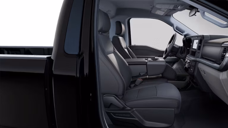 2025 Ford 2025 Super Duty® F-250® XLT 6.7L HO Power Stroke® V8 Turbo Diesel Regular Cab 4x2/4x4 - Image 6