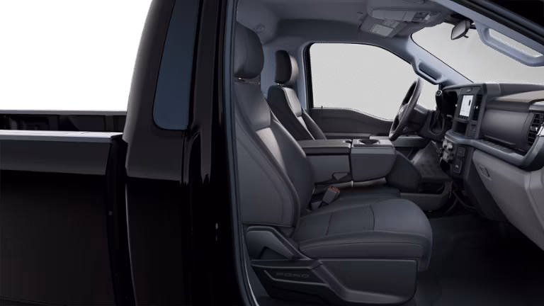 2025 Ford 2025 Super Duty® F-250® XLT 7.3L 2V DEVCT NA PFI V8 Gas Super Cab 4x2/4x4 - Image 6