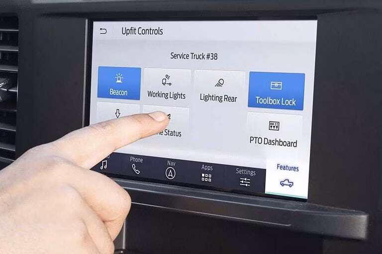 2026 Ford 2025 Super Duty® F-350® XL 7.3L 2V DEVCT NA PFI V8 Gas Super Cab 4x2/4x4 - Image 9