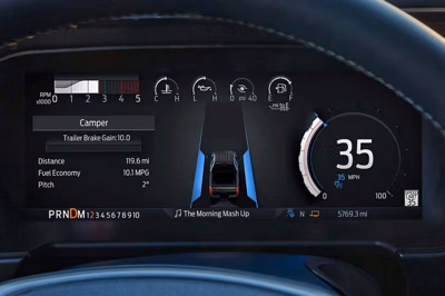 2025 Ford 2025 Super Duty® F-450® Lariat® 7.3L 2V DEVCT NA PFI V8 Gas Super Cab 4x2/4x4 10