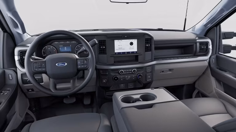 2026 Ford 2025 Super Duty® F-450® XL 6.8L V8 Gas Regular Cab 4x2/4x4 - Image 7