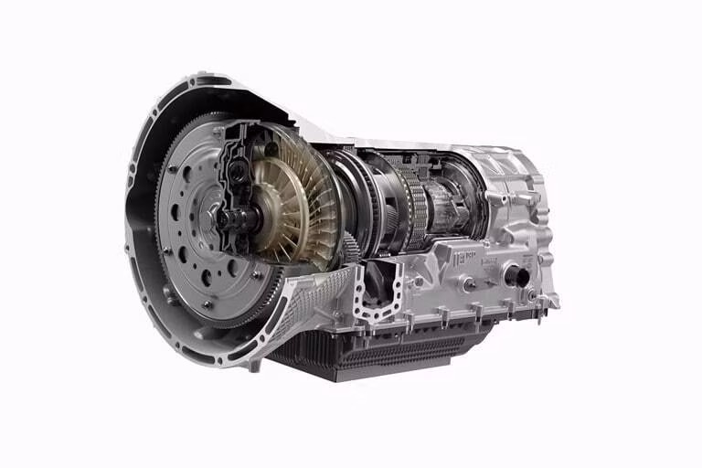 2026 Ford 2025 Super Duty® F-450® XLT 7.3L 2V DEVCT NA PFI V8 Gas Regular Cab 4x2/4x4 - Image 10