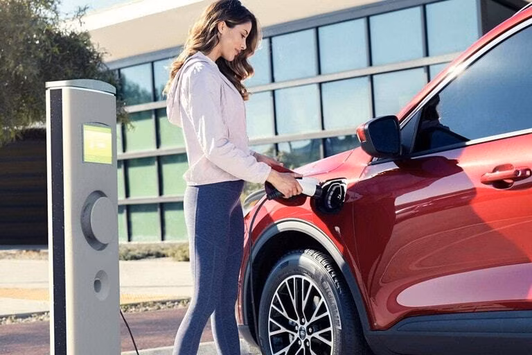 2025 Ford 2025 Escape® Plug-in Hybrid 2.0L EcoBoost® - Image 10