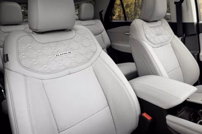 2025 Ford 2025 Explorer® Platinum 2