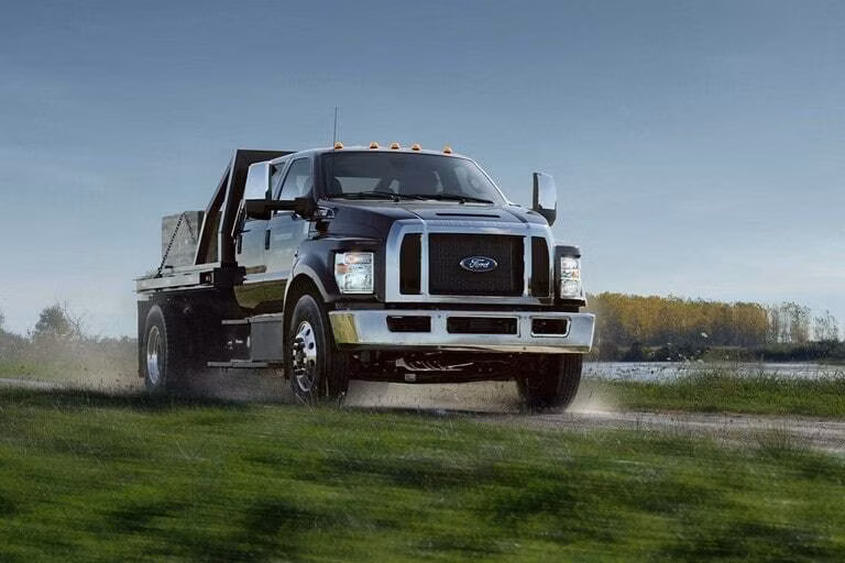 2025 Ford 2025 F-650 SD Gas Straight Frame - Image 7