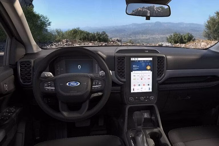 2025 Ford 2025 Ranger® XL 2.7L EcoBoost® SuperCrew® Styleside 4x2 4x4 - Image 8