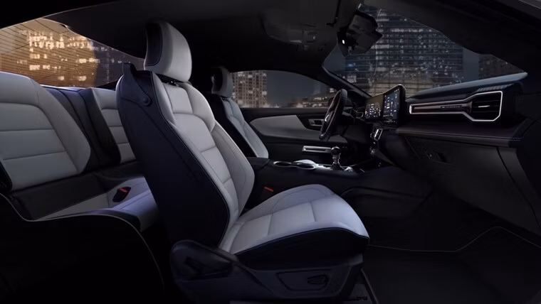 2025 Ford 2025 Mustang® GT Premium Fastback - Image 39