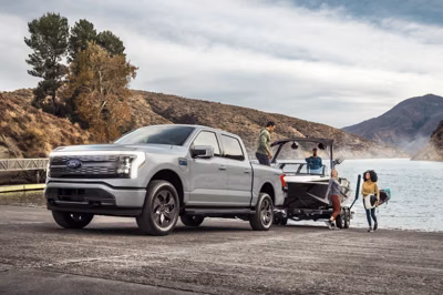 2026 Ford 2025 F-150® Lightning® XLT 7