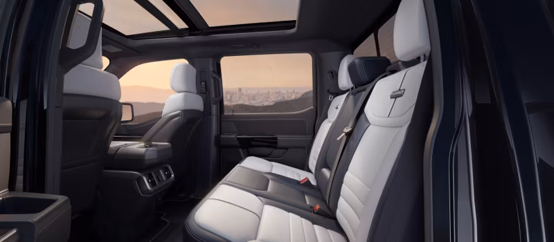 2025 Ford 2025 F-150® Lightning® XLT - Image 37