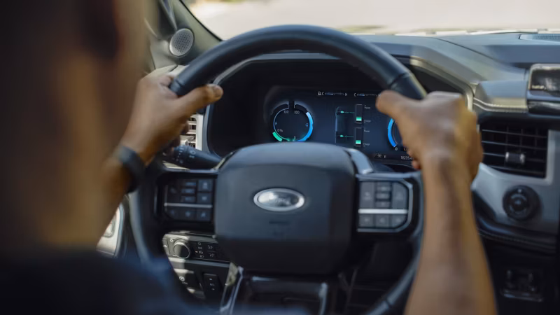 2025 Ford 2025 F-150® Lightning® Flash™ - Image 22
