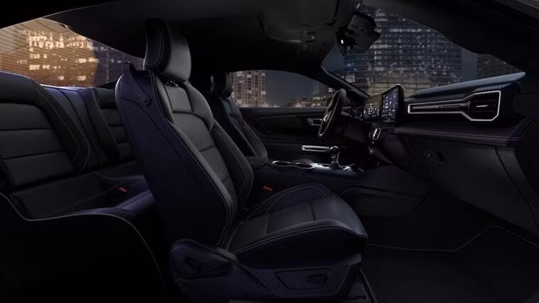 2025 Ford 2025 Mustang® EcoBoost® Convertible - Image 35