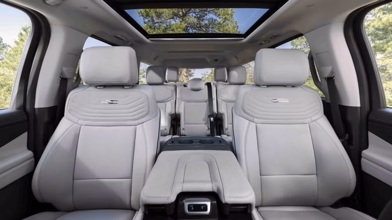 2025 Ford Expedition® MAX King Ranch® - Image 26