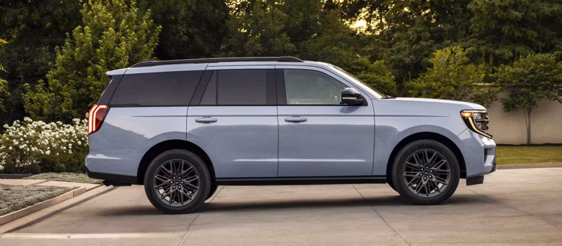 2025 Ford Expedition® MAX Platinum® 3.5L EcoBoost® V6 High-Output engine - Image 33