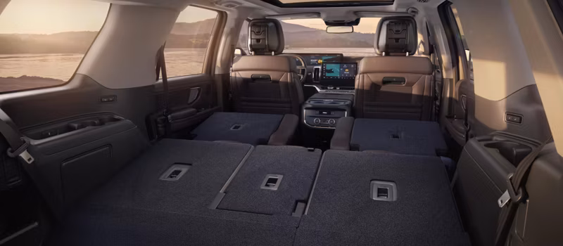 2025 Ford Expedition® MAX Platinum® 3.5L EcoBoost® V6 High-Output engine - Image 36