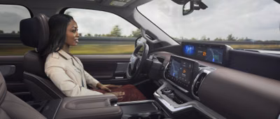 2025 Ford Expedition® MAX Platinum® 3.5L EcoBoost® V6 High-Output engine 52
