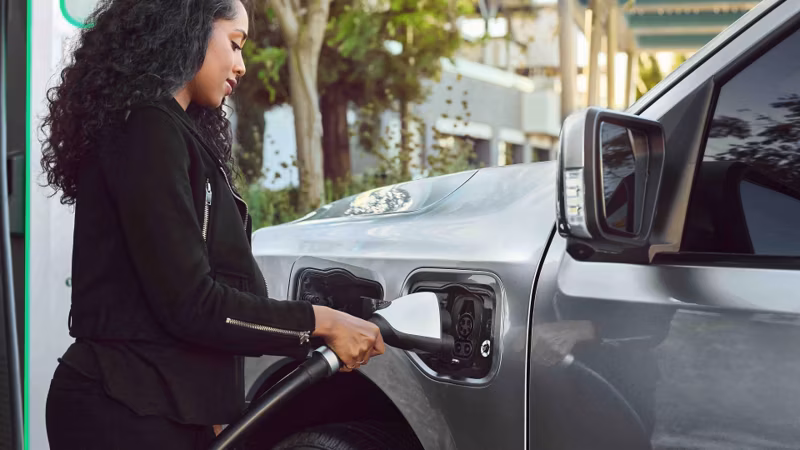 2025 Ford F-150® Lightning® Pro - Image 8